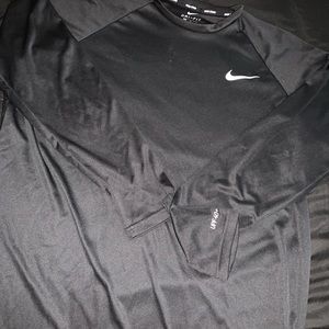 Men’s Nike long sleeve